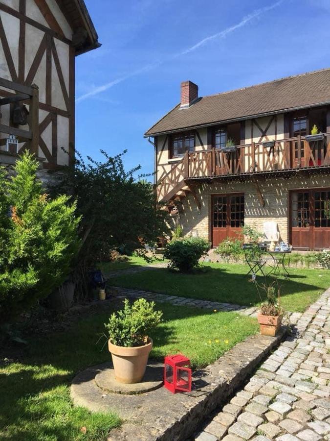 Au Fil De L'Eau & Gite "Le Jardin Du Moulin" Fourges Kültér fotó